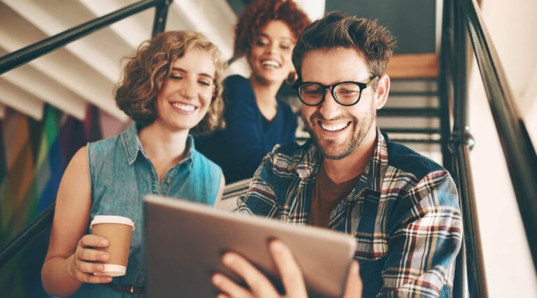 Get a few solutions to hire a best candidate 1 alt
